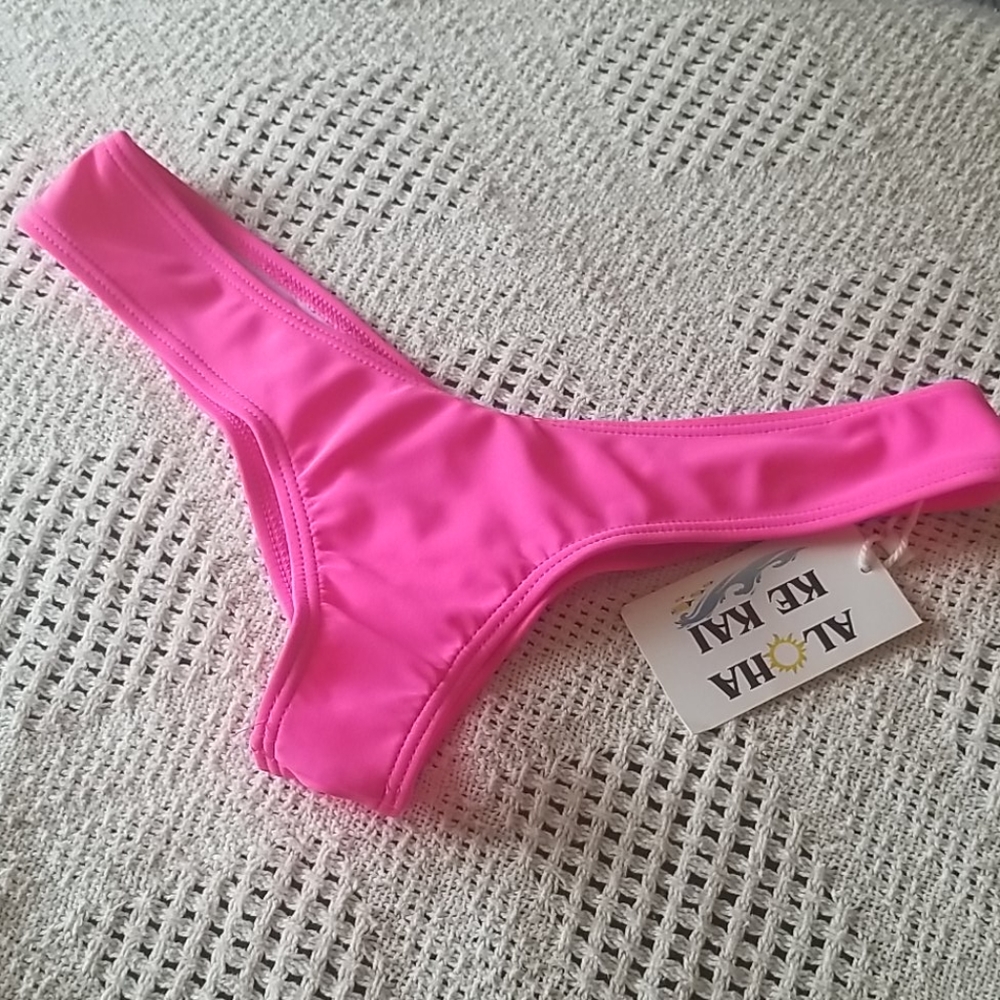 Bikini bottoms
